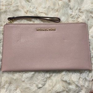 Michael Kors wristlet